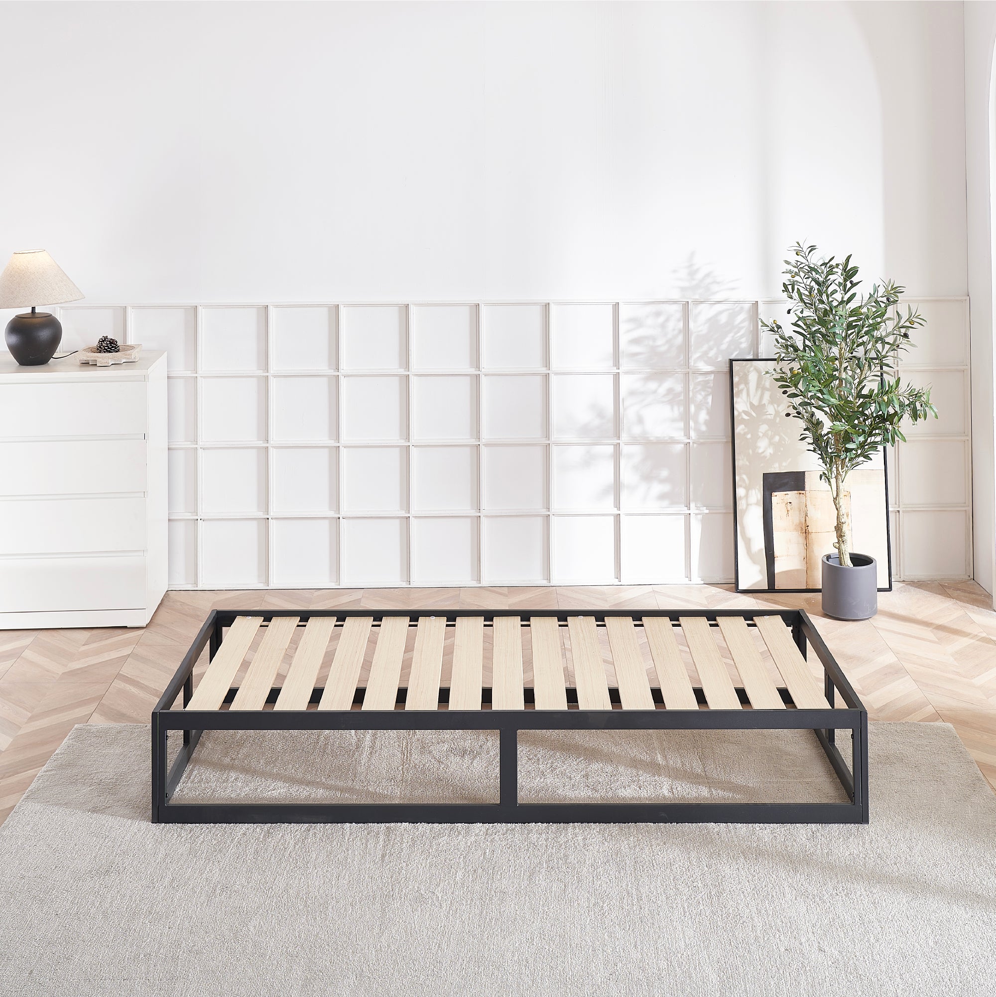 HARUKI – Cama com estrutura metálica e ripas de madeira natural, arrumação 31,8 cm  – Preto ou Branco