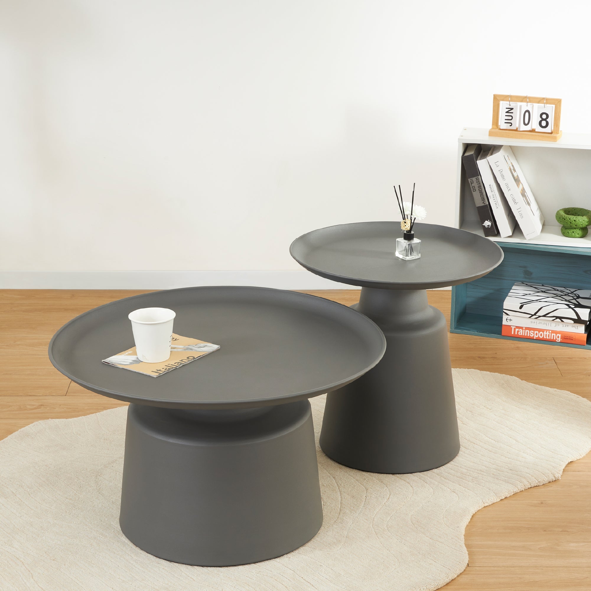 ONAT - Conjunto de 2 mesas de café/centro com estrutura metálica e acabamento preto (Ø65 e Ø45 cm)