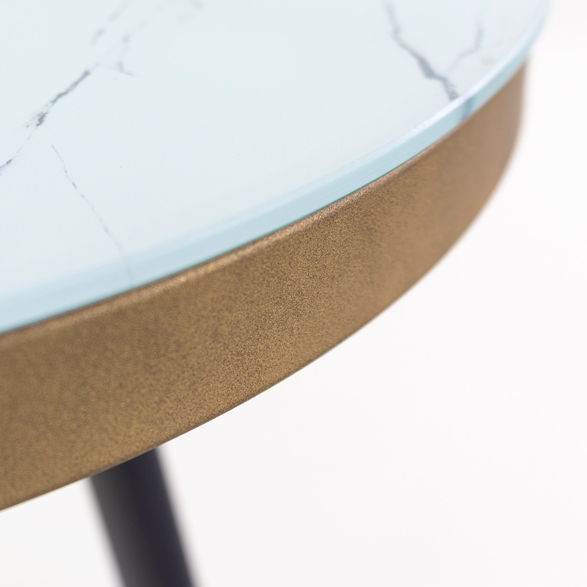 Cullen - Conjunto de Mesas de Centro/Apoio