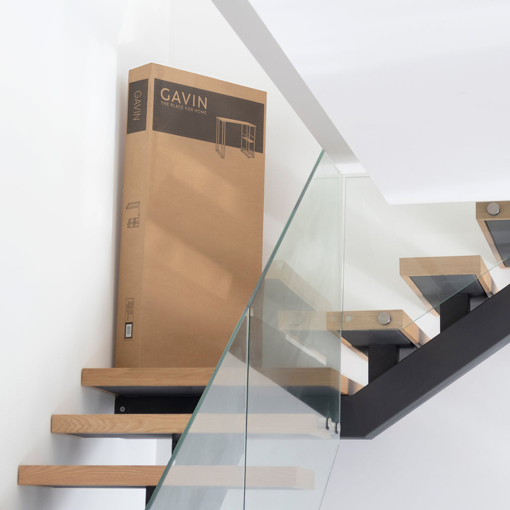 GAVIN – Mesa de Bar 110x50 cm, Altura 105 cm, com 2 Prateleiras e Porta-Copos, Estrutura em Aço, Estilo Industrial, Preto