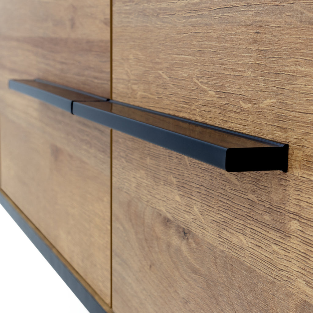 REIMS - Prateleira em Carvalho ou Nogueira com Estrutura Preta | W1