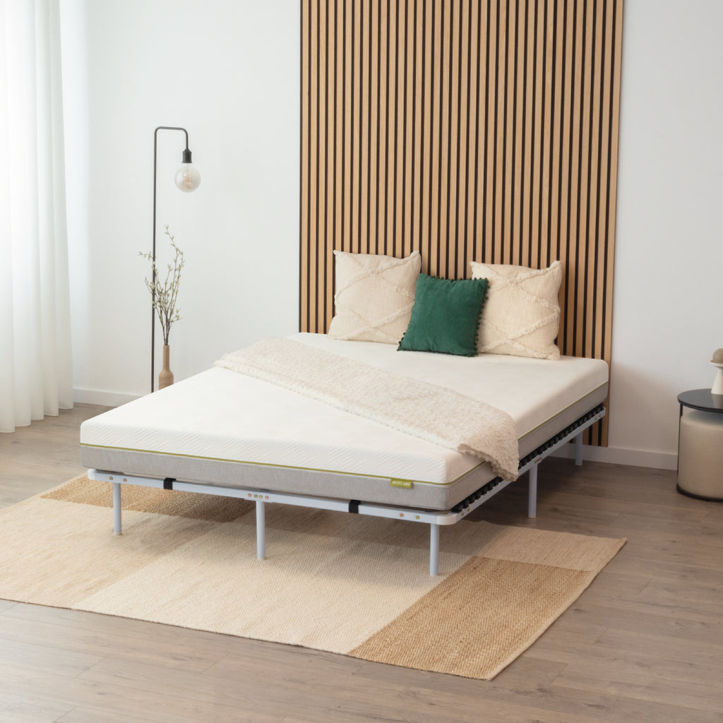 IF02 – Estrado ortopédico multilâminas com estrutura metálica reforçada – com ou sem pés