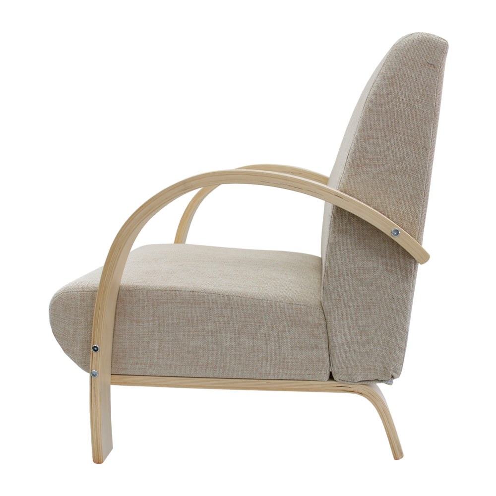 Poltrona em Tecido ou Poliéster com Estrutura em Madeira