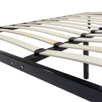 iBase – Cama com estrutura metálica e arrumação 30 cm em preto e branco