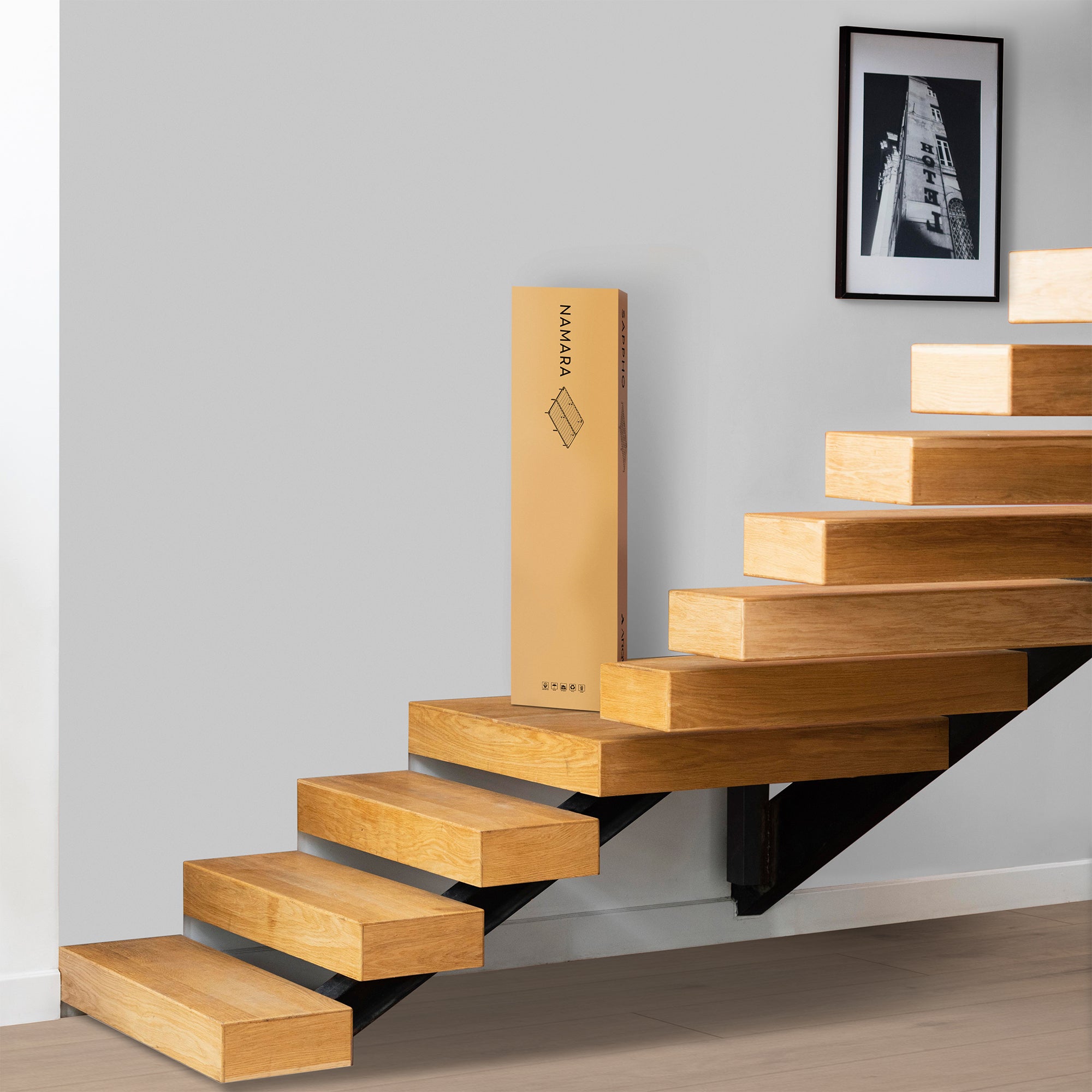 NAMARA – Cama com estrutura metálica e ripas amortecidas, arrumação 25 cm - Preto ou Branco