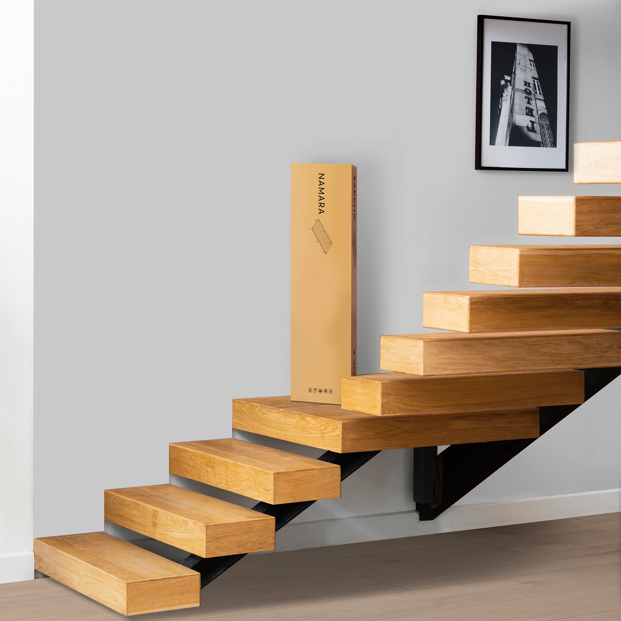 NAMARA – Cama com estrutura metálica e ripas amortecidas, arrumação 25 cm - Preto ou Branco