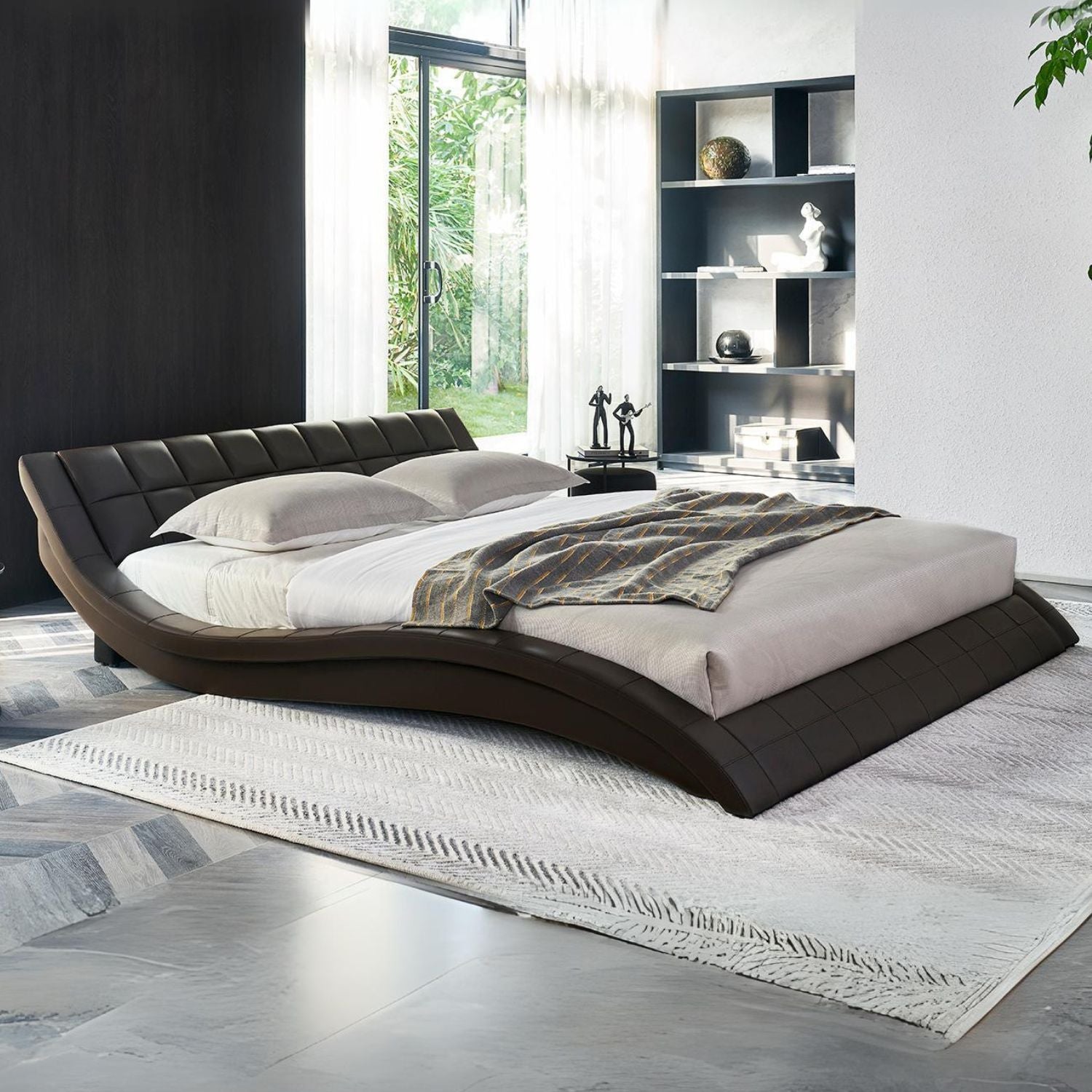 RAUL – Cama estofada com cabeceira capitoné ondulada