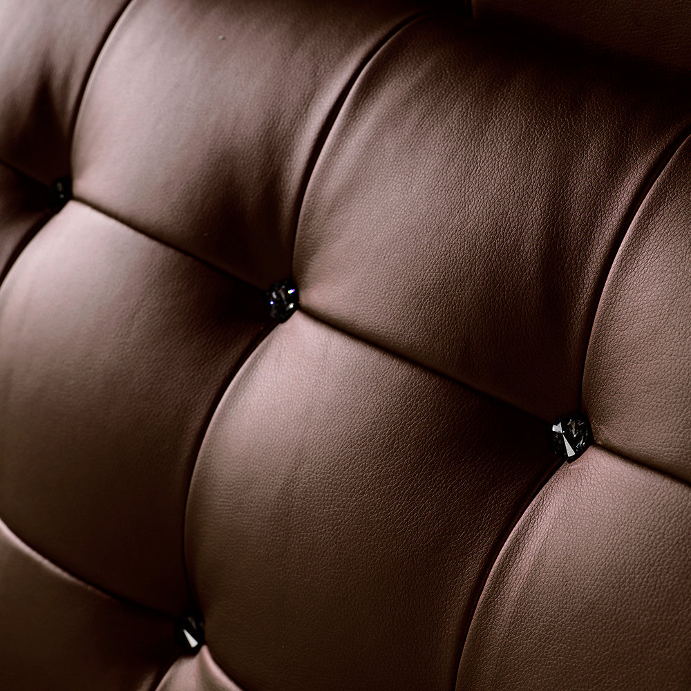 ST. TROPEZ – Cama estofada de luxo com cabeceira capitoné, botões em pele ou cristais, em várias cores