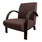 Poltrona em Tecido ou Poliéster com Estrutura em Madeira