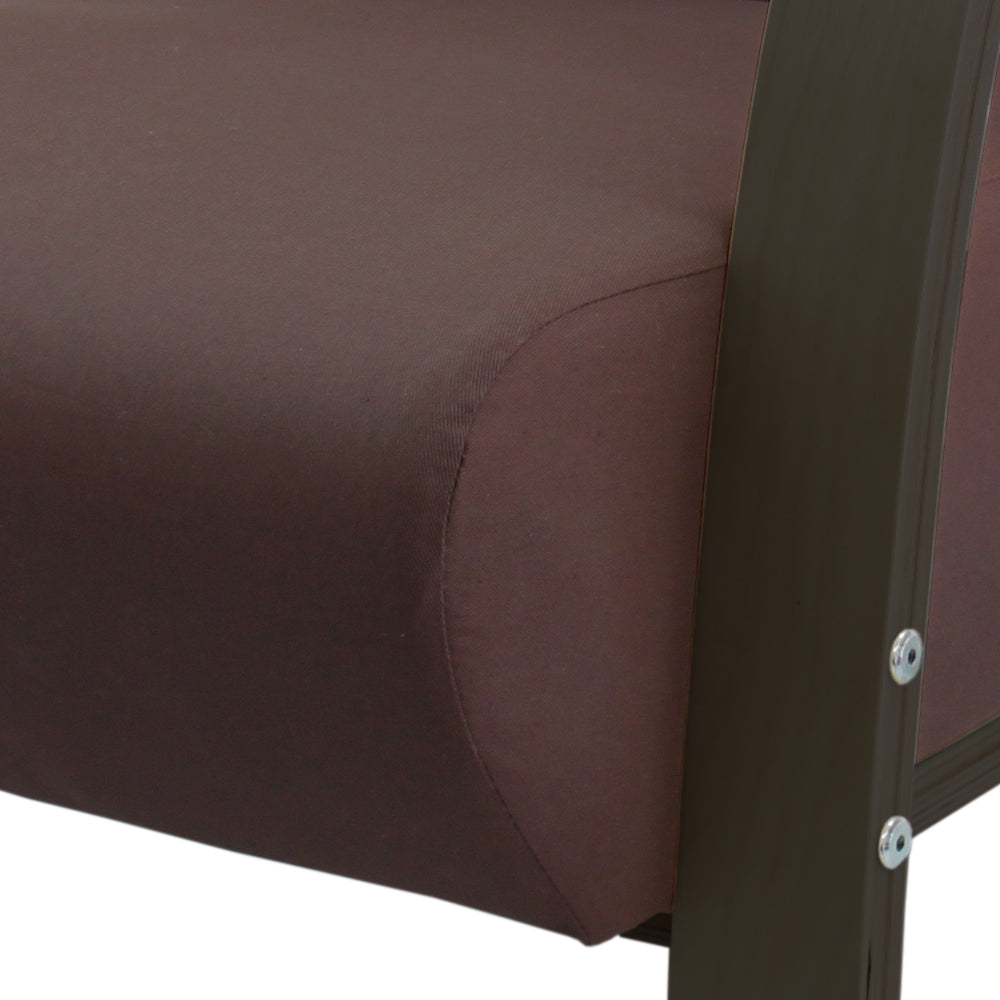 Poltrona em Tecido ou Poliéster com Estrutura em Madeira