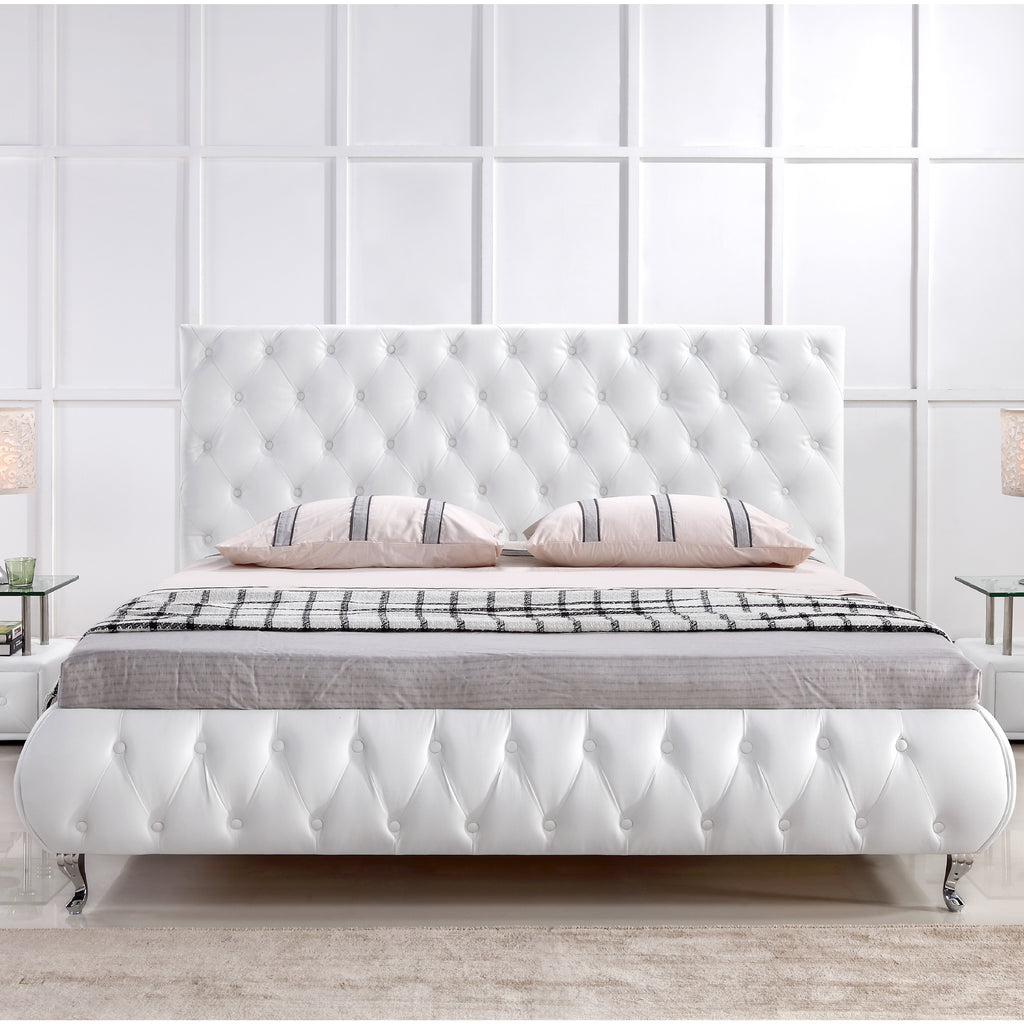 AMOUR – Cama estofada branca ou bege acinzentado com cabeceira acolchoada, com ou sem cristais