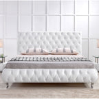 AMOUR – Cama estofada branca ou bege acinzentado com cabeceira acolchoada, com ou sem cristais