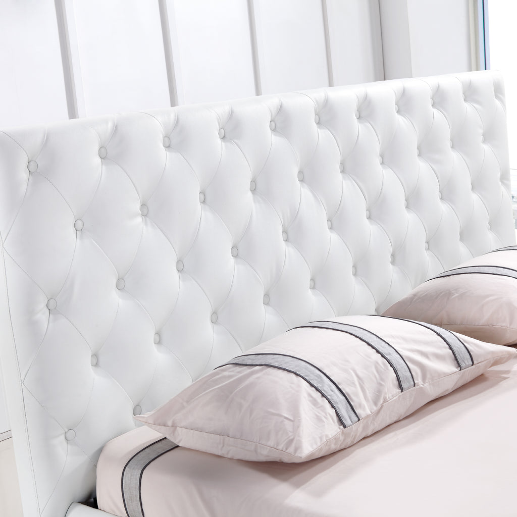 AMOUR – Cama estofada branca ou bege acinzentado com cabeceira acolchoada, com ou sem cristais