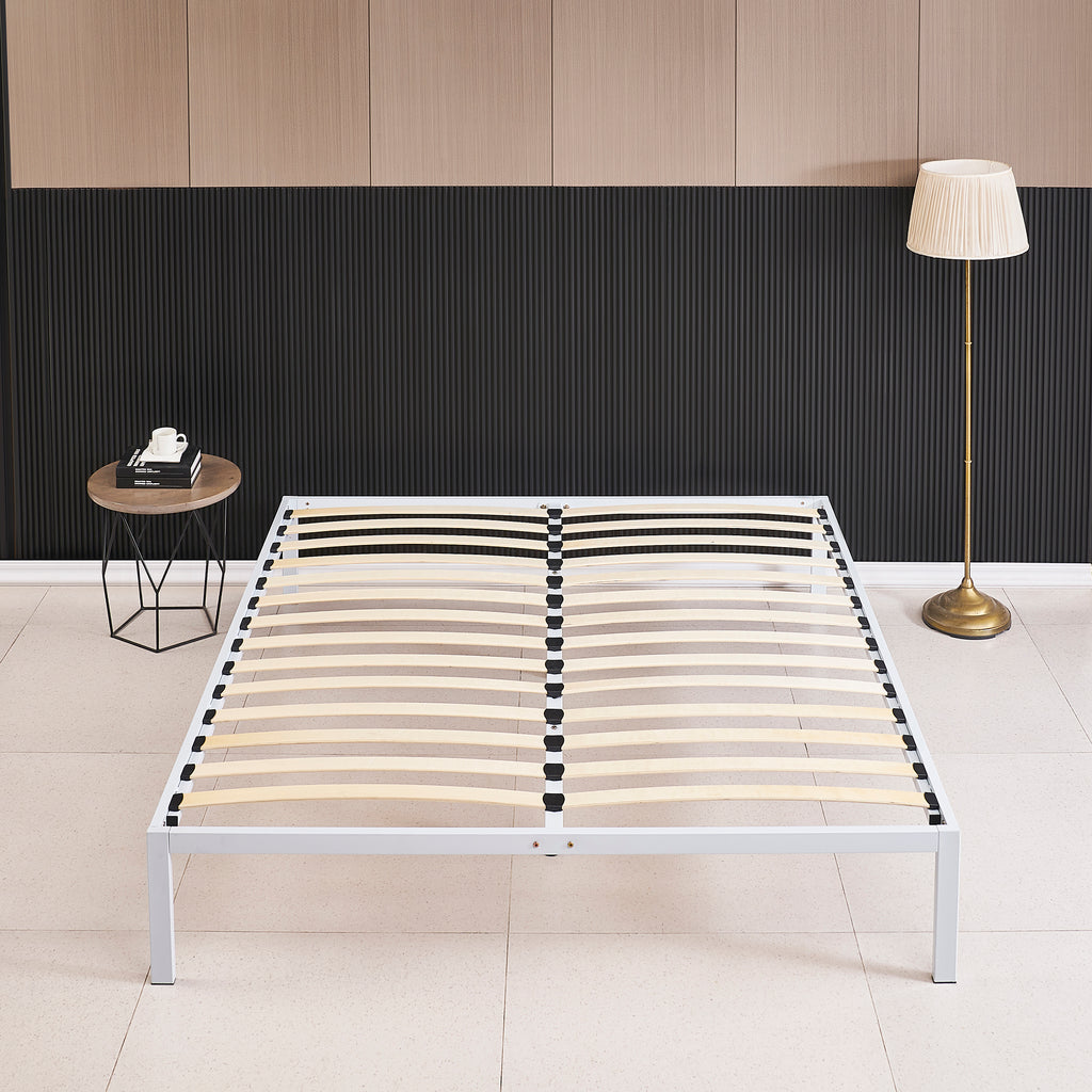 iBase – Cama com estrutura metálica e arrumação 30 cm em preto e branco