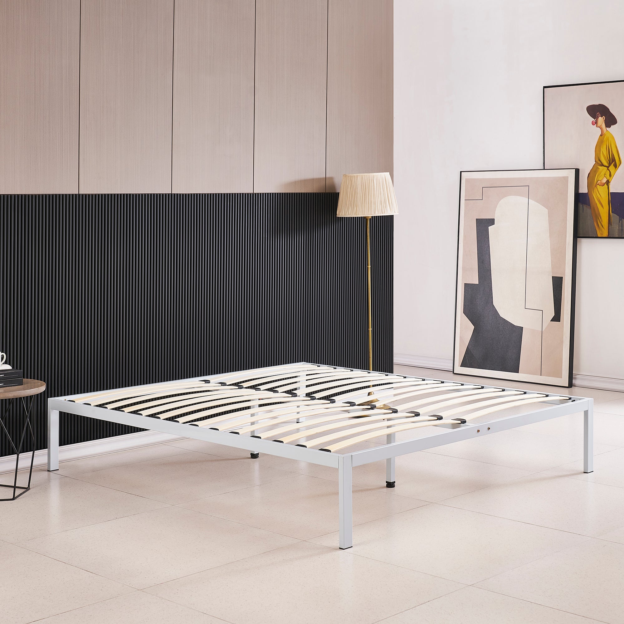 iBase – Cama com estrutura metálica e arrumação 30 cm em preto e branco