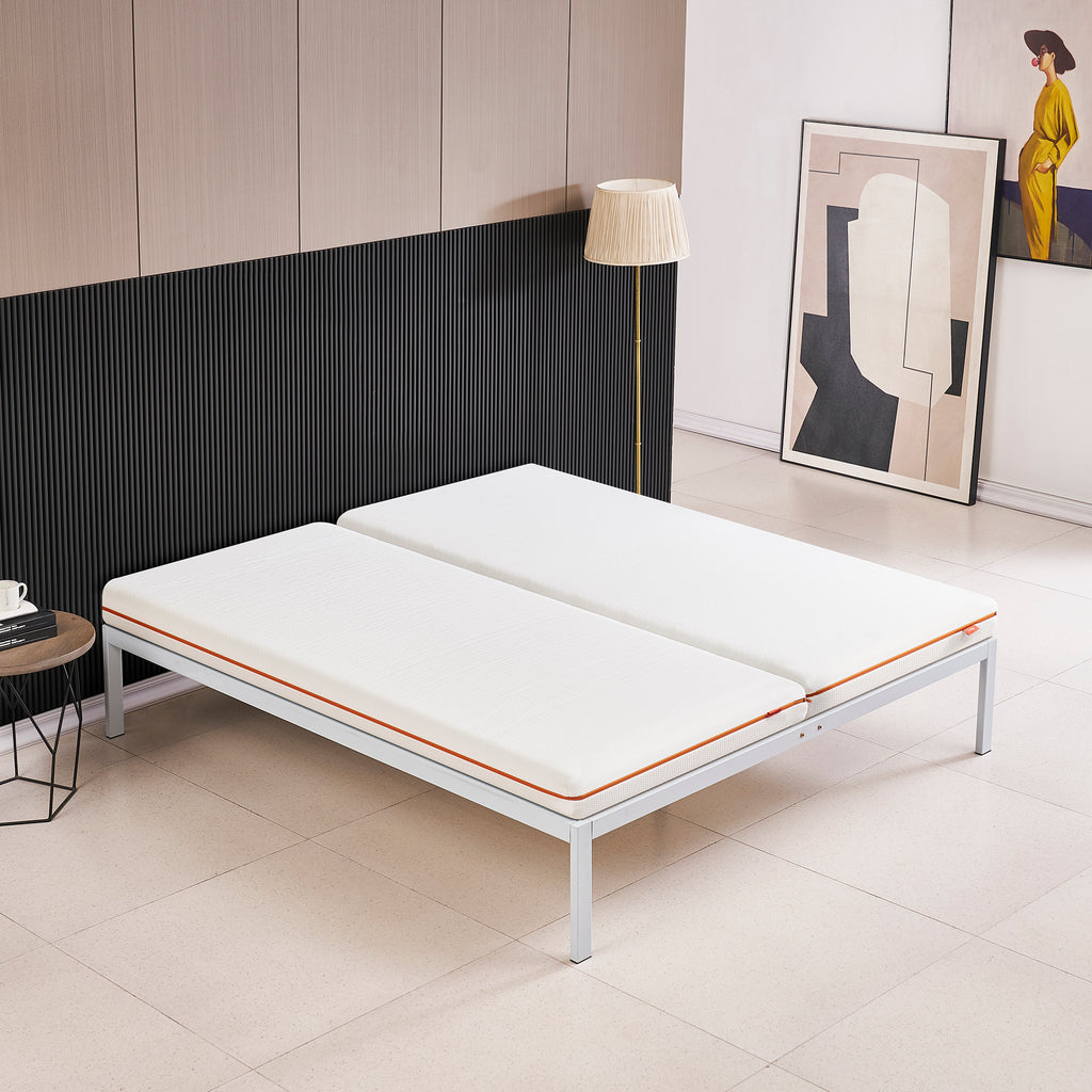 iBase – Cama com estrutura metálica e arrumação 30 cm em preto e branco
